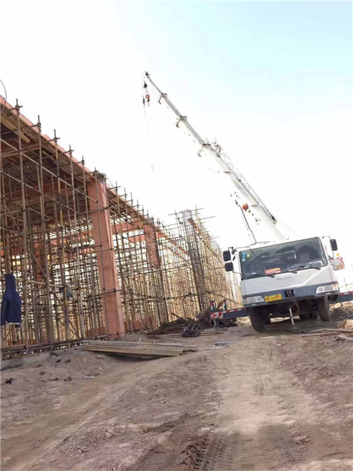 铅山县吊车作业的安全注意事项有哪些？